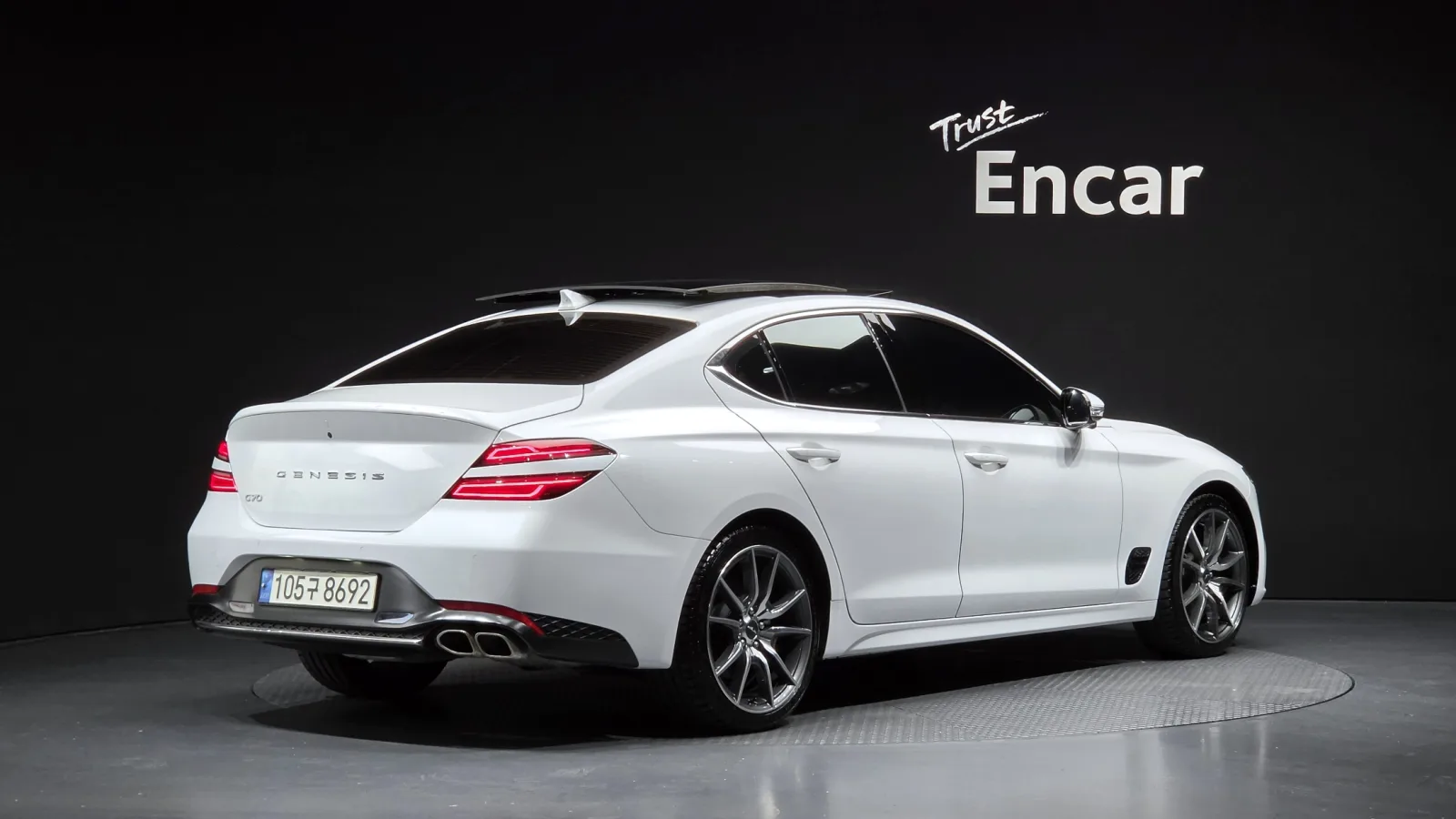 2022 Genesis G70