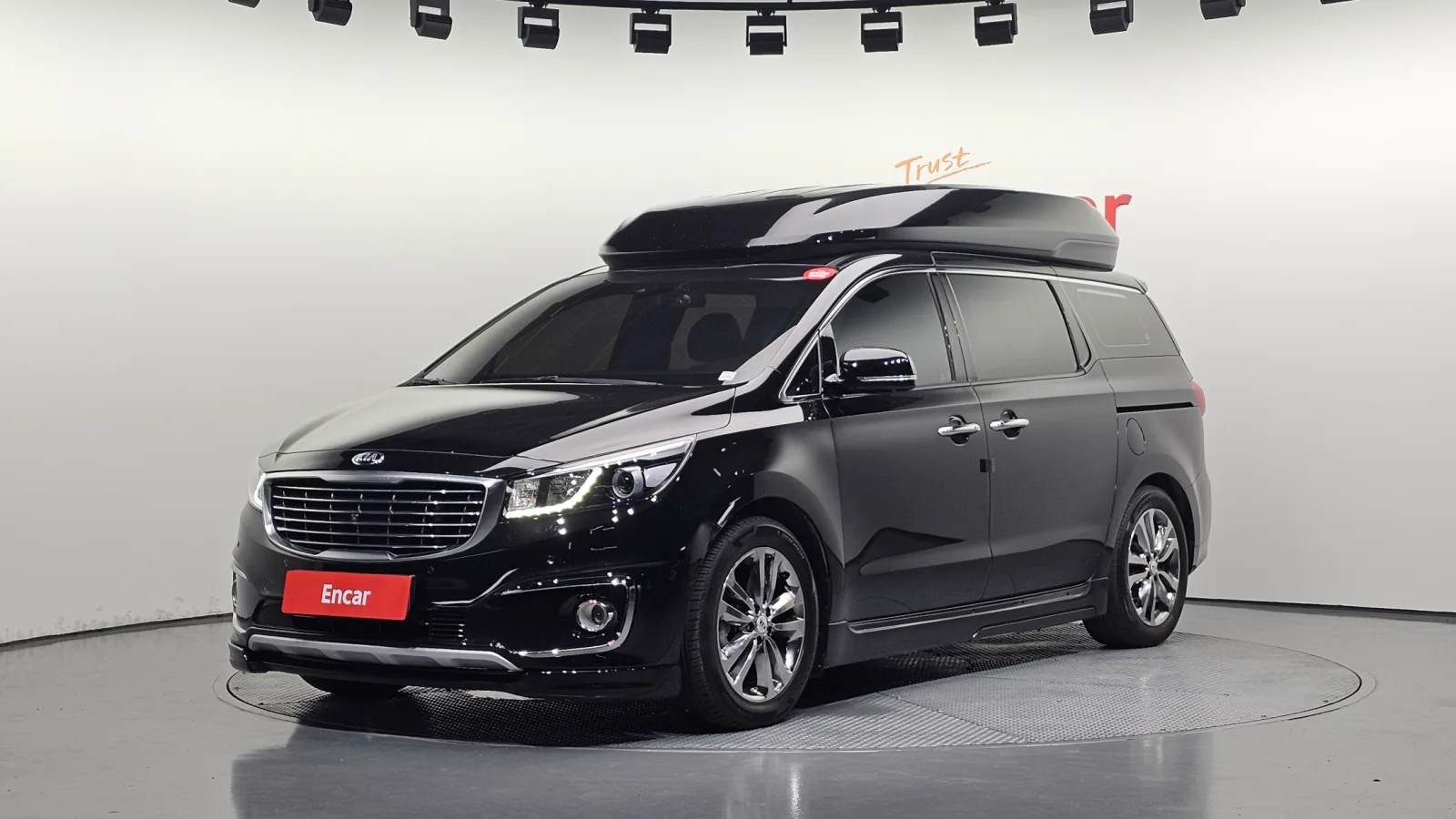 2017 Kia Carnival