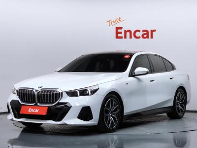 2024 BMW 5-Series