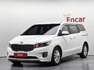 2015 Kia Carnival
