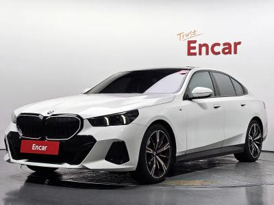 2025 BMW 5-Series