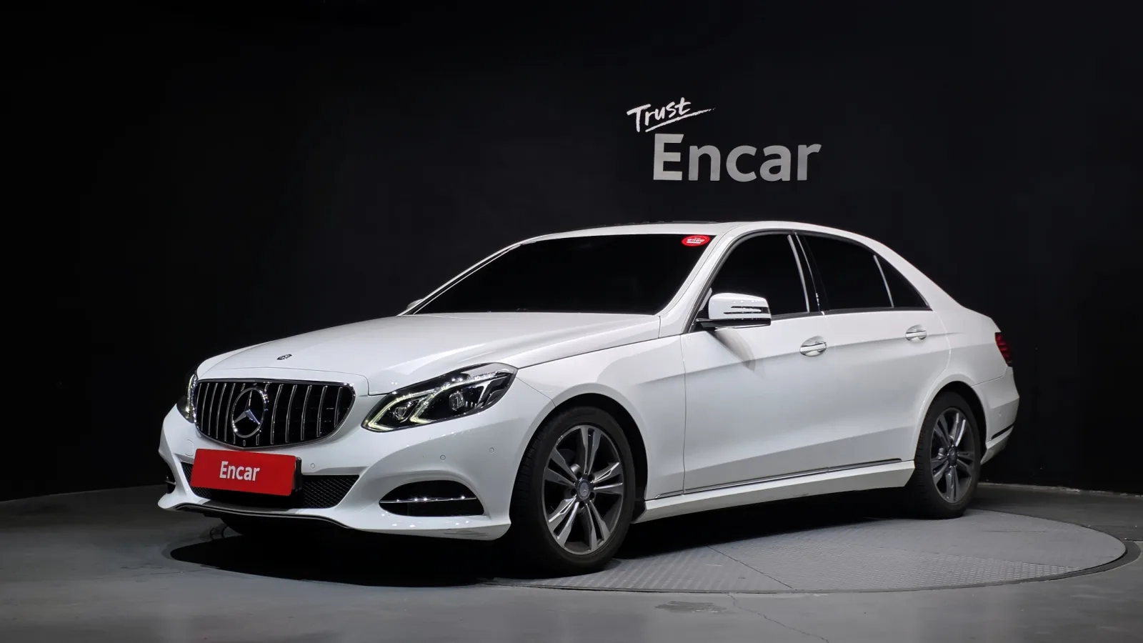 2016 Mercedes-Benz E-Class