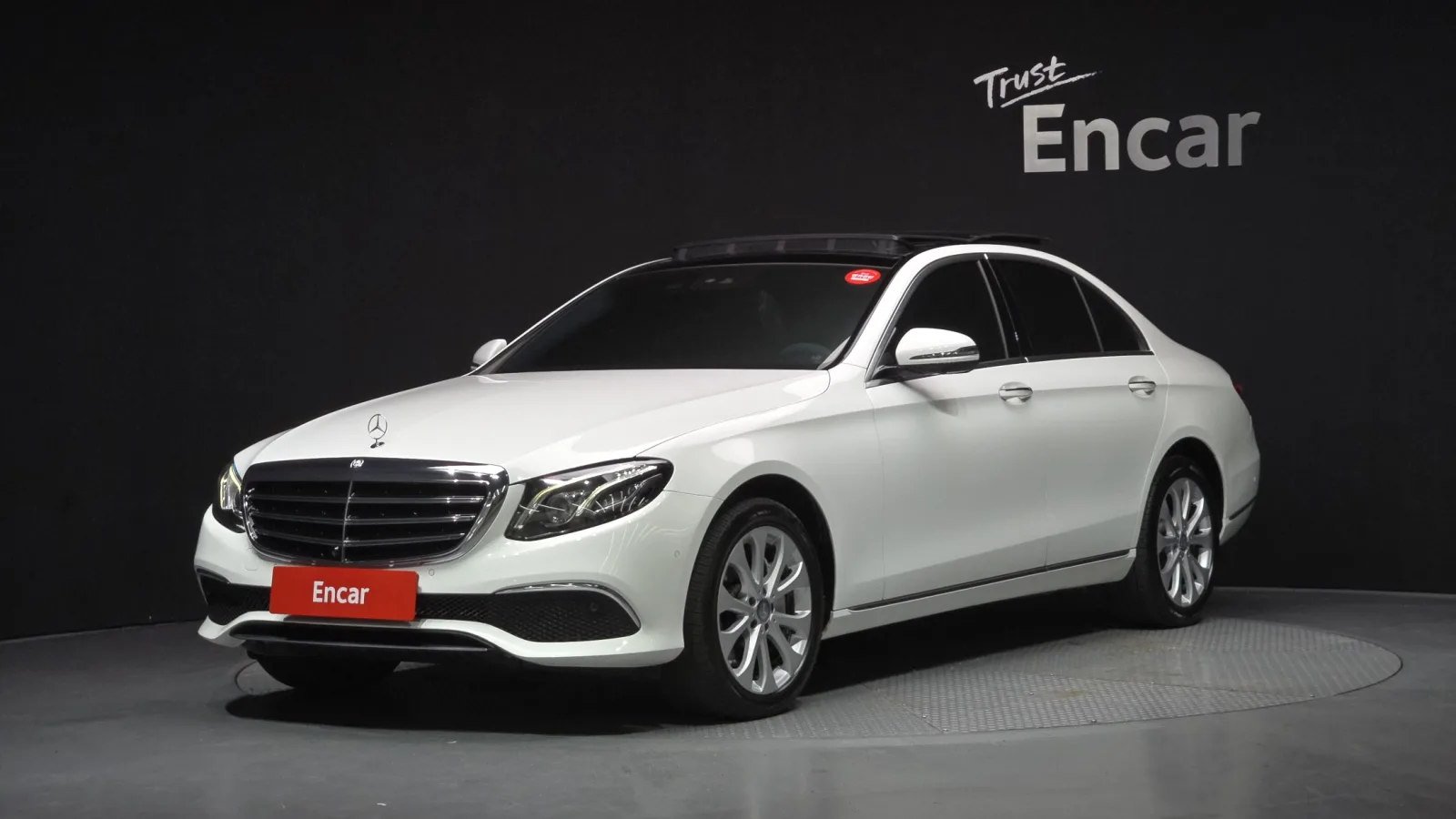 2017 Mercedes-Benz E-Class