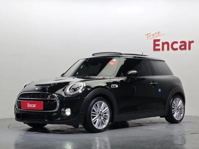 2016 MINI Cooper