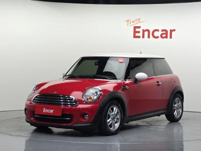 2013 MINI Cooper