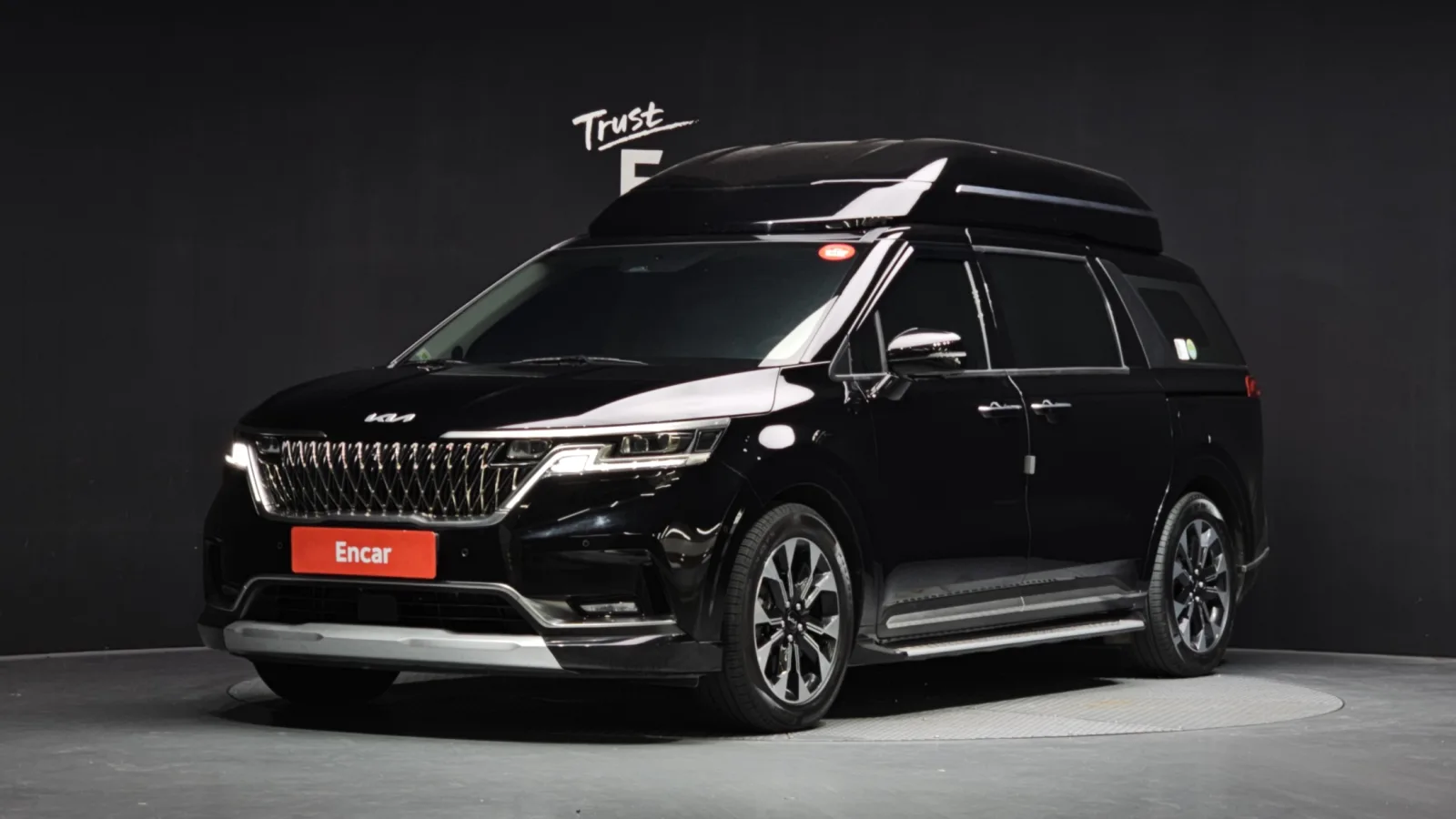 2023 Kia Carnival