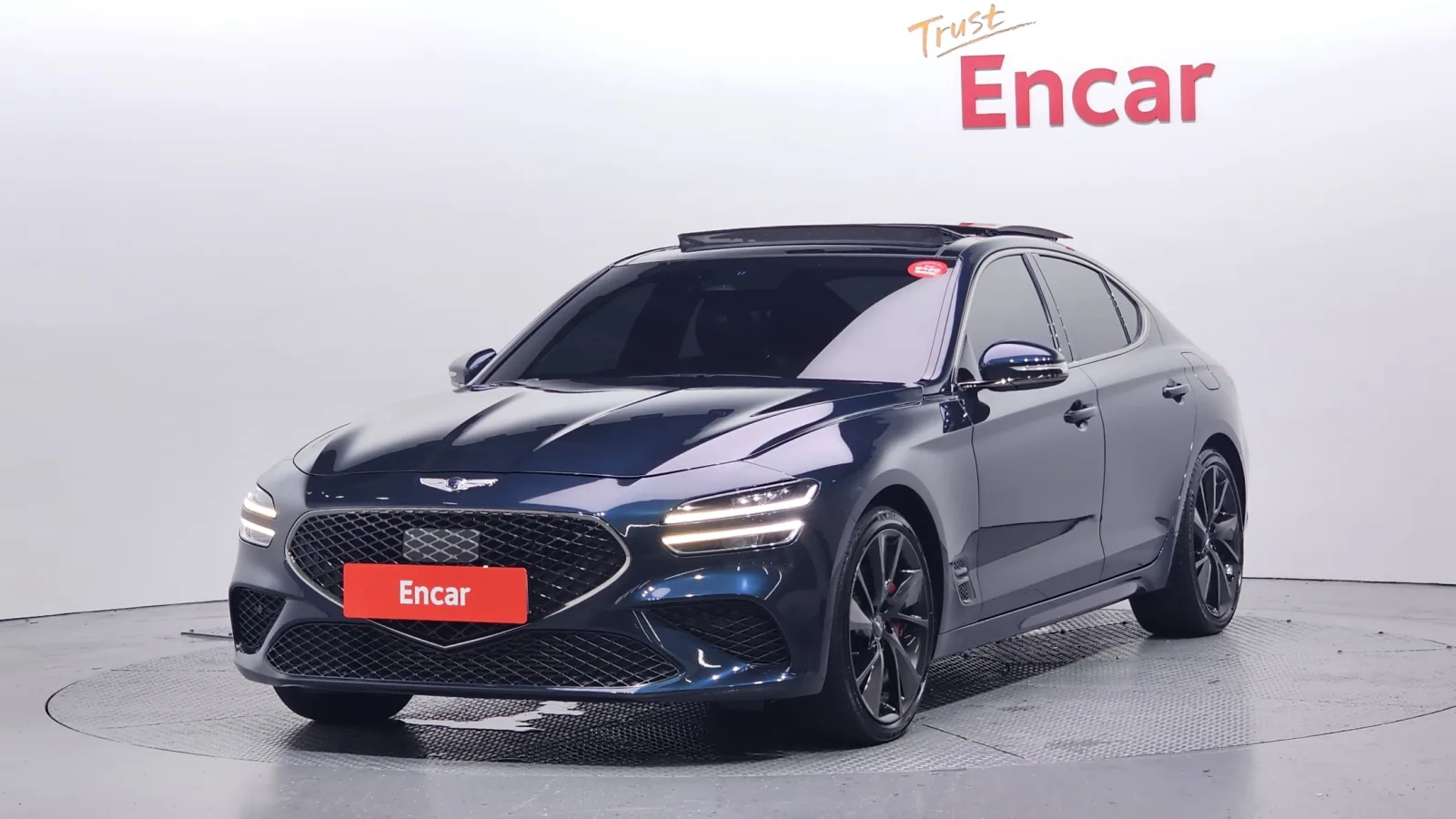 2023 Genesis G70