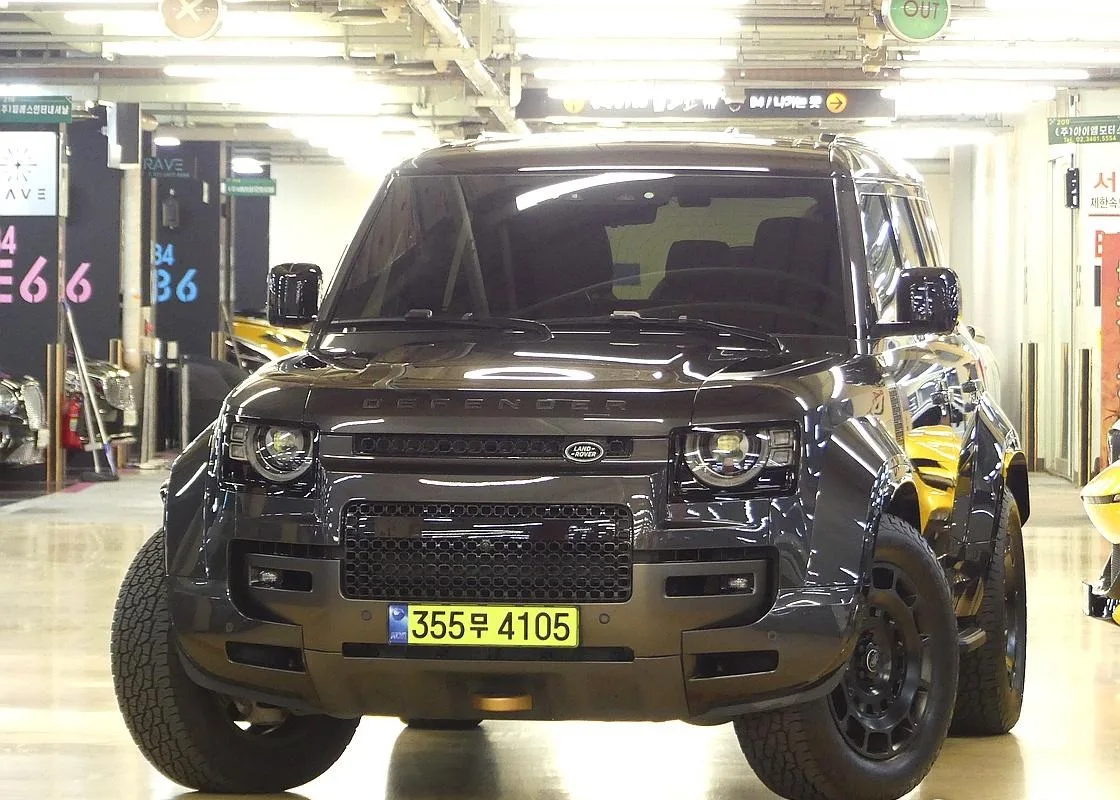 2025 Land Rover Defender