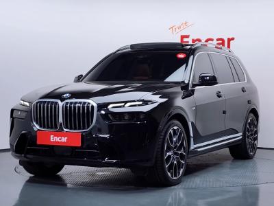 2024 BMW X7
