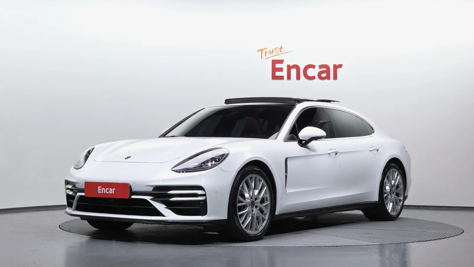 2021 Porsche Panamera