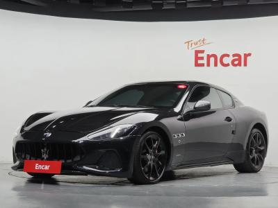 2015 Maserati GranTurismo
