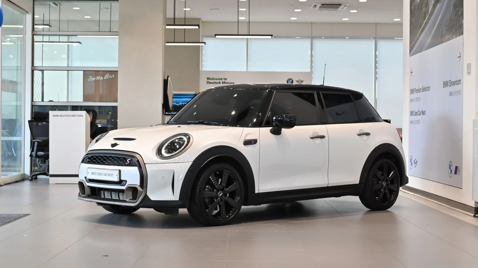 2023 MINI Cooper
