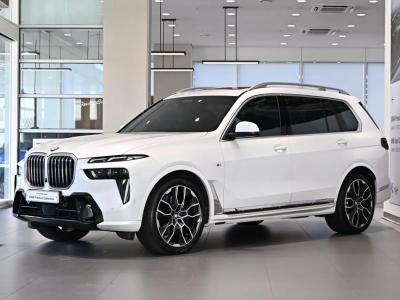 2024 BMW X7