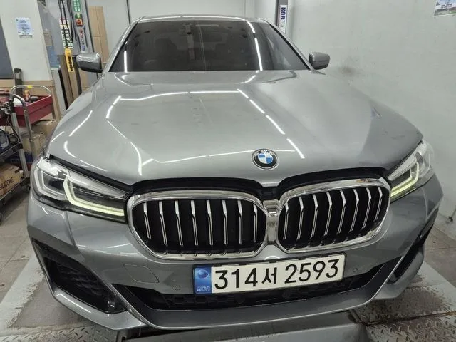 2023 BMW 5-Series
