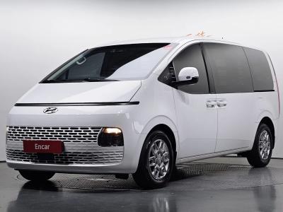 2022 Hyundai Staria
