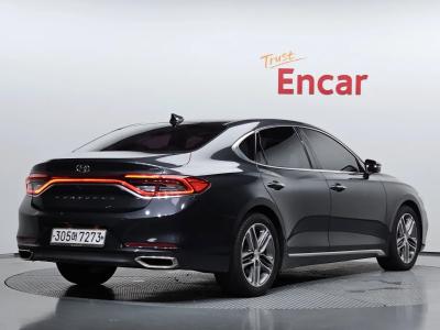 2018 Hyundai Grandeur