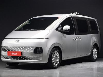 2022 Hyundai Staria