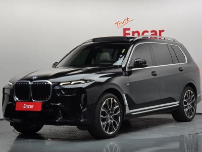 2024 BMW X7