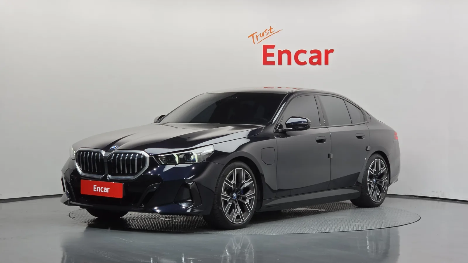 2025 BMW 5-Series