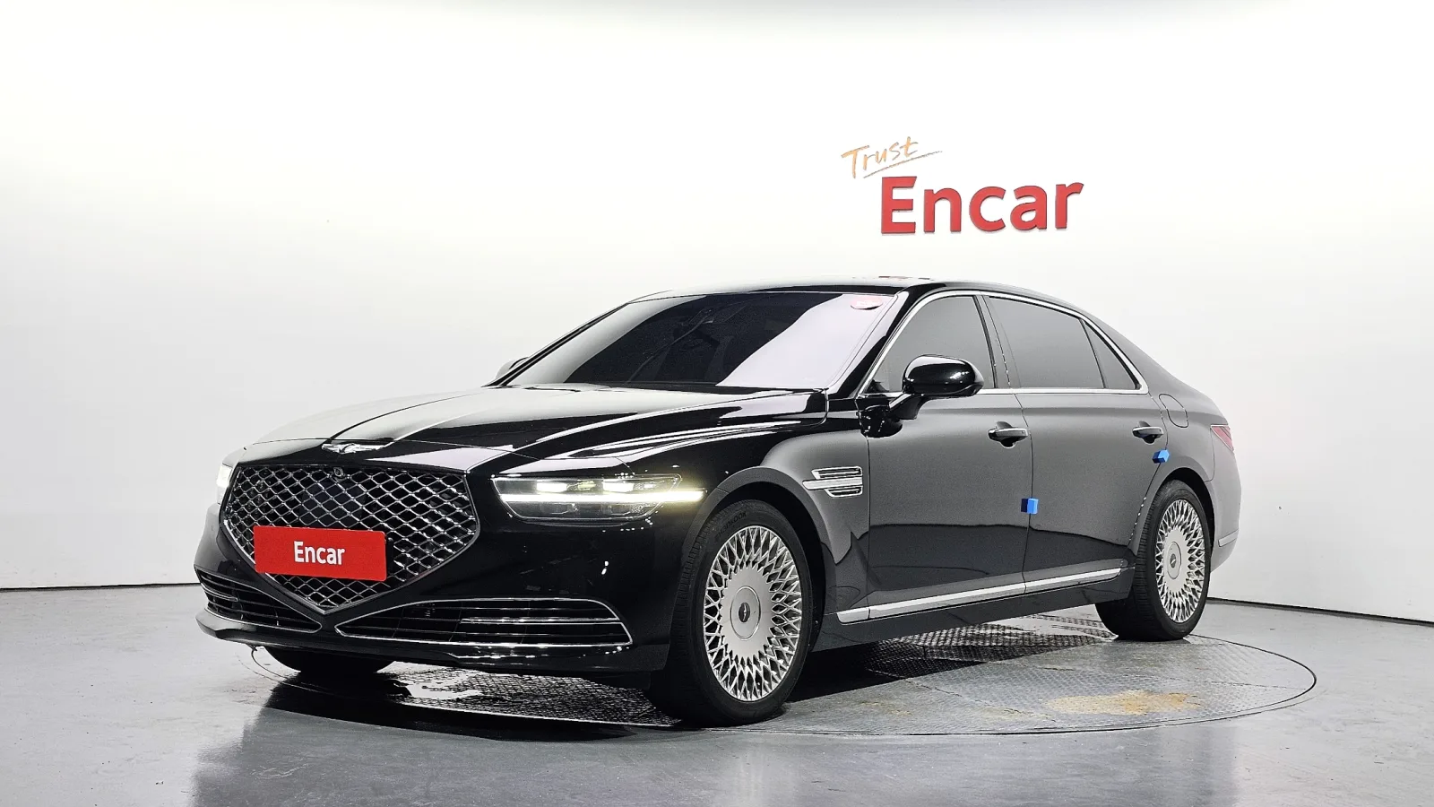 2021 Genesis G90