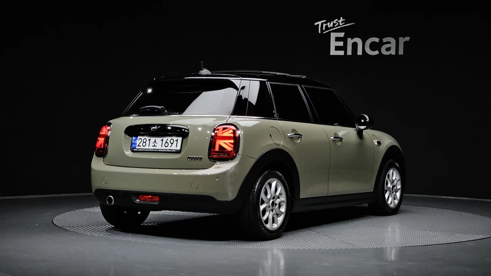 2019 MINI Cooper