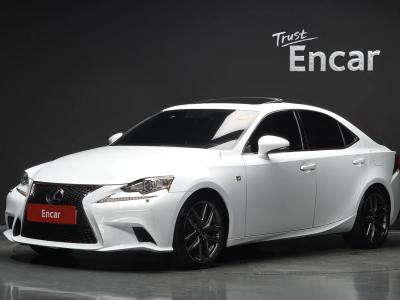 2014 Lexus IS