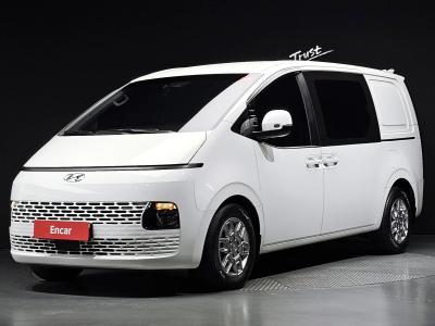 2022 Hyundai Staria