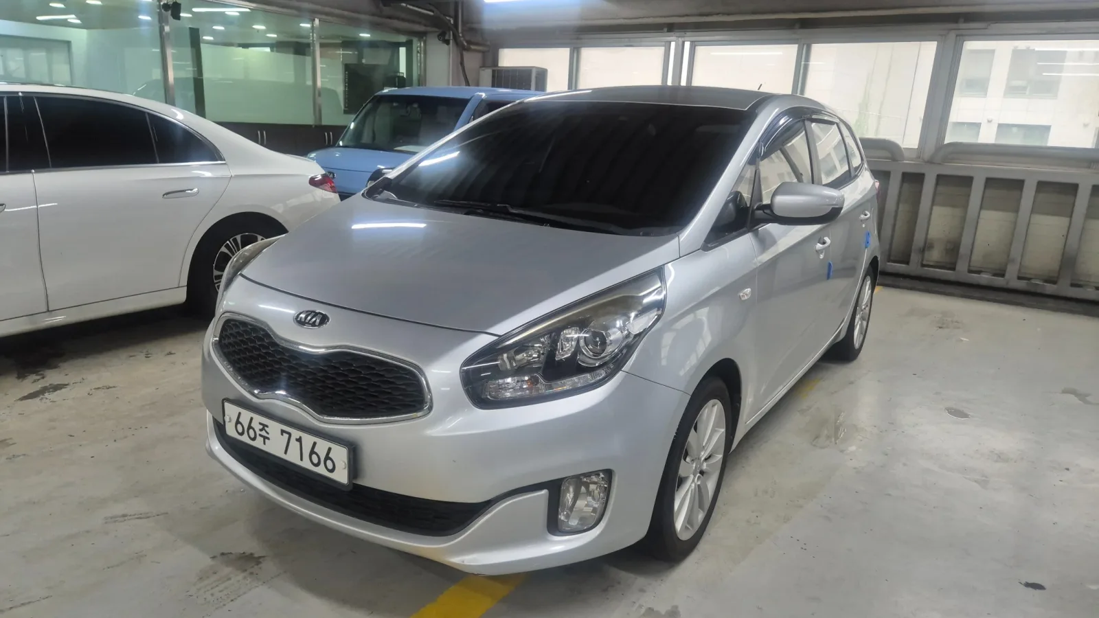 2014 Kia Carens