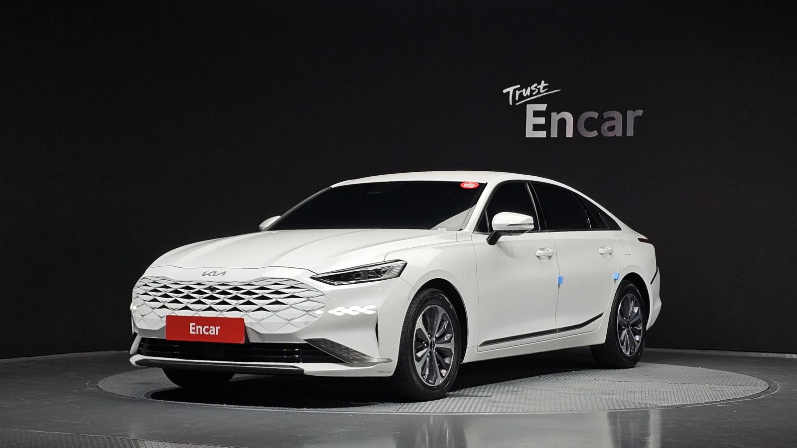 2023 Kia K8