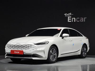 2023 Kia K8
