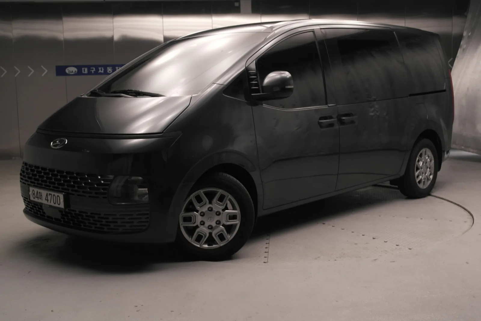 2022 Hyundai Staria