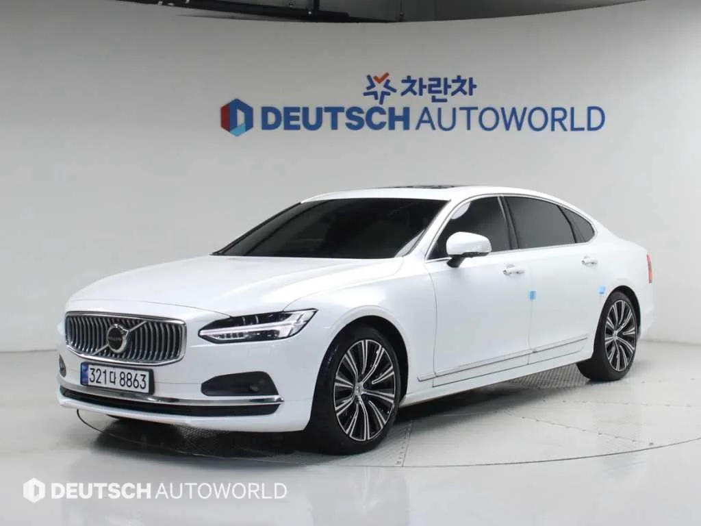 2021 Volvo S90