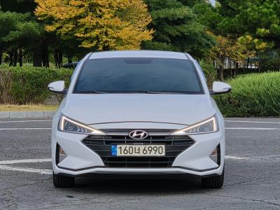 2019 Hyundai Elantra
