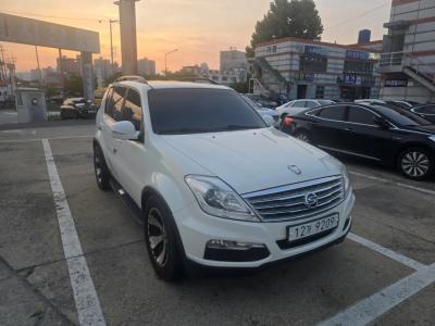 2015 KG Mobility Rexton