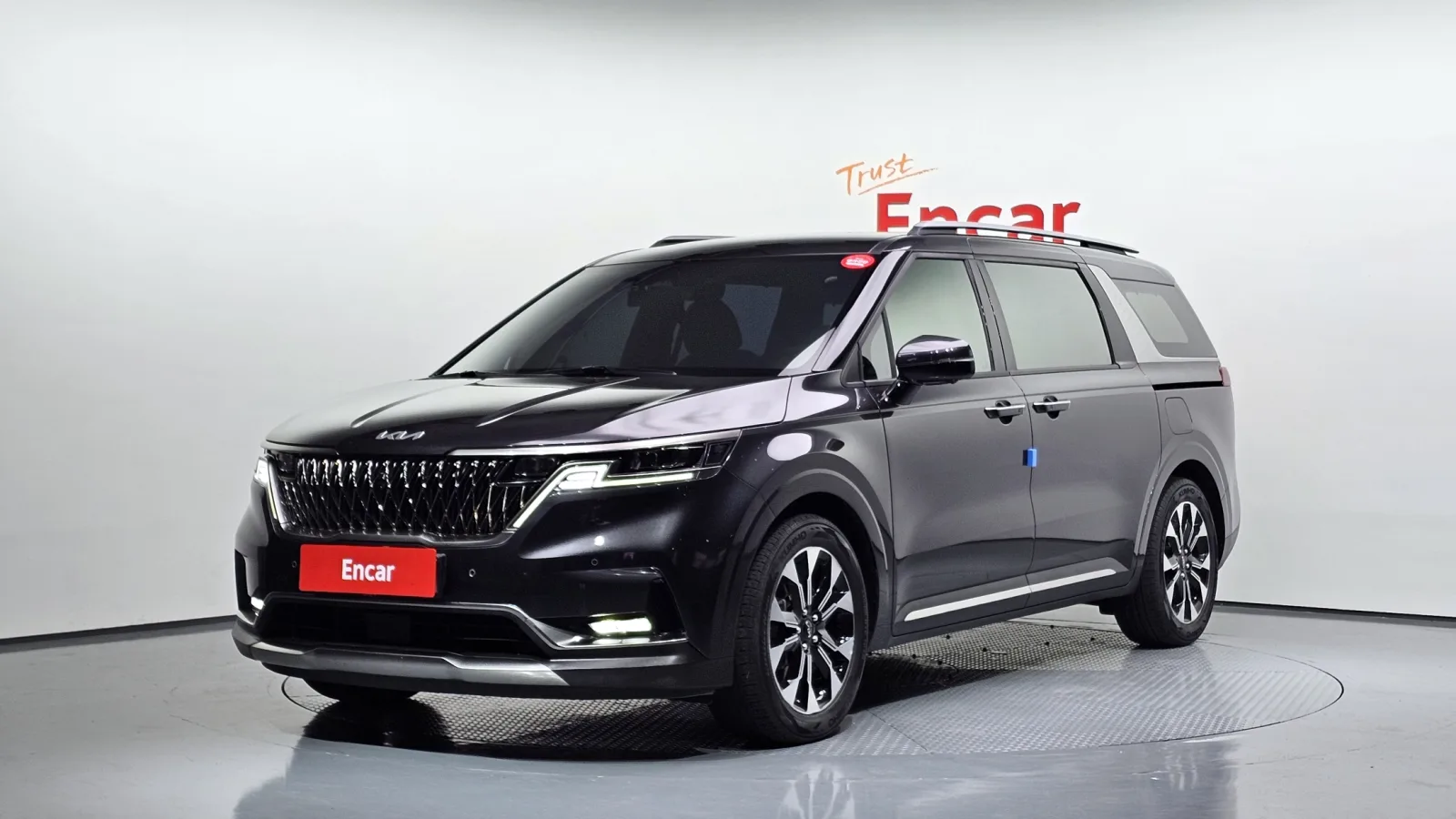 2023 Kia Carnival
