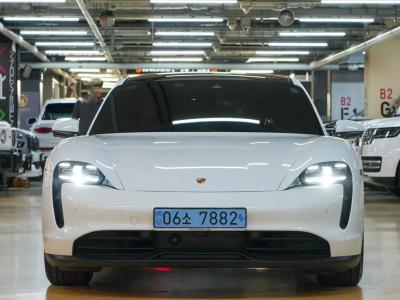 2023 Porsche Taycan