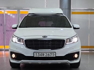 2016 Kia Carnival