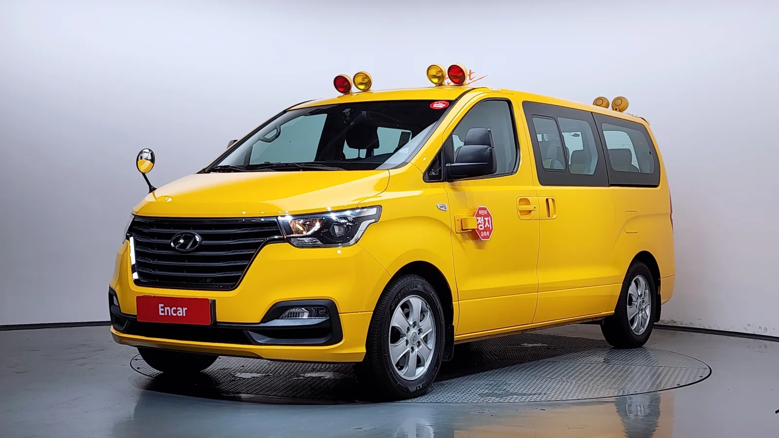 2020 Hyundai Starex