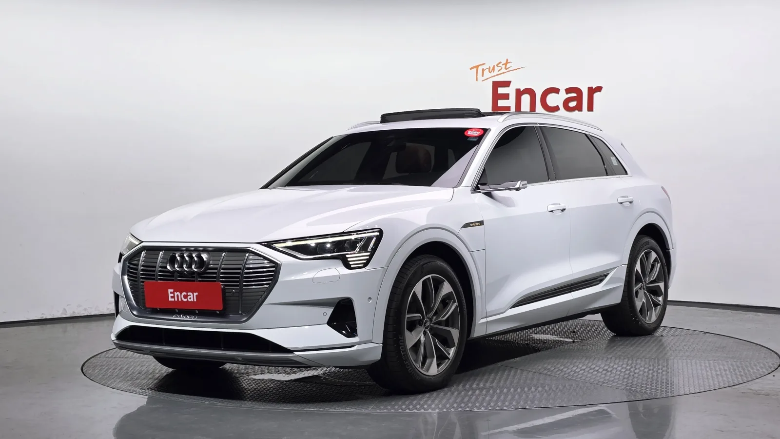 2022 Audi e-tron