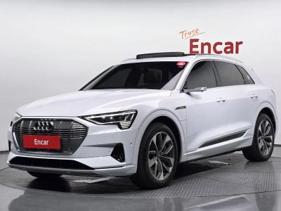 2022 Audi e-tron