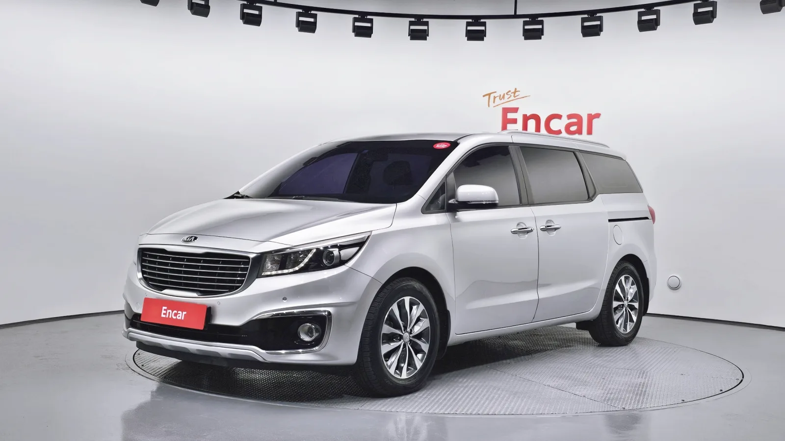 2016 Kia Carnival