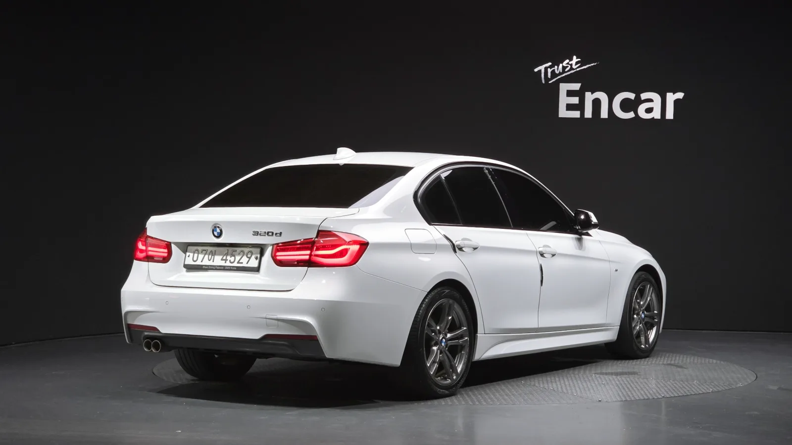 2018 BMW 3-Series