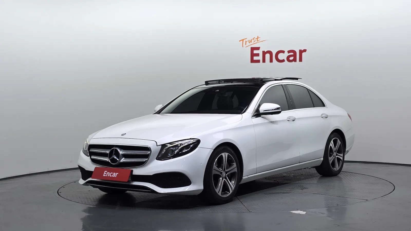 2017 Mercedes-Benz E-Class