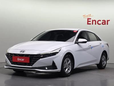 2022 Hyundai Elantra