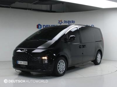2022 Hyundai Staria