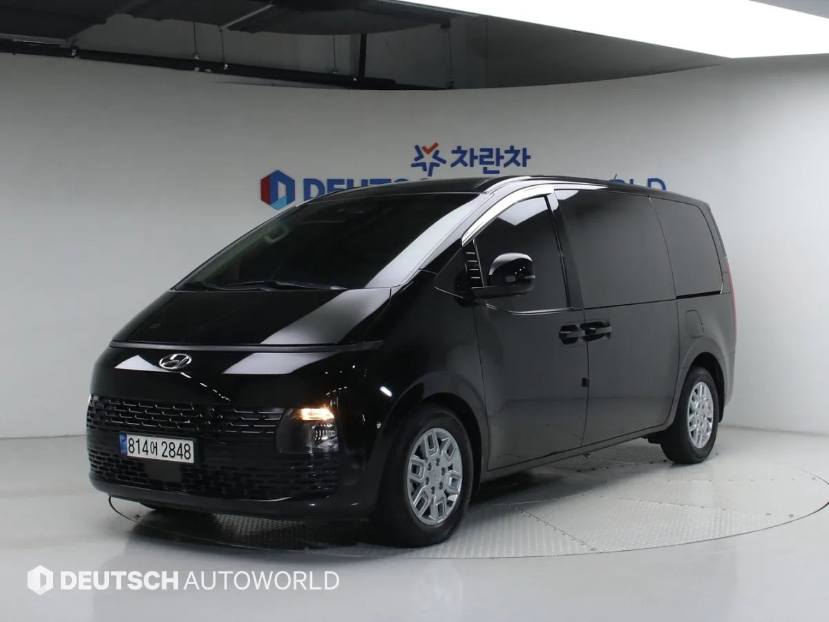 2022 Hyundai Staria