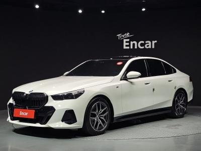 2024 BMW 5-Series