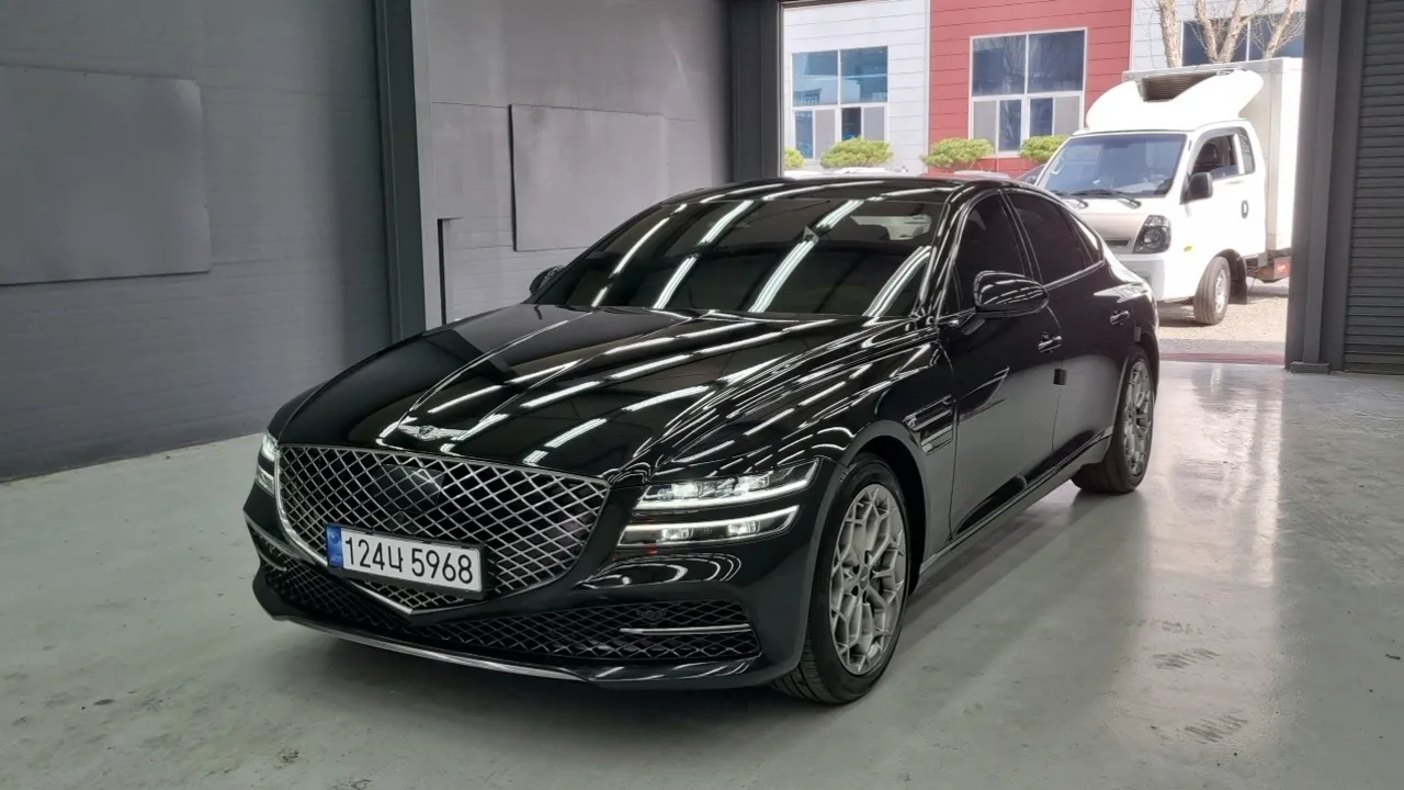 2022 Genesis G80