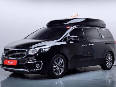 2015 Kia Carnival