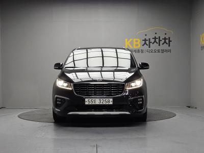 2019 Kia Carnival